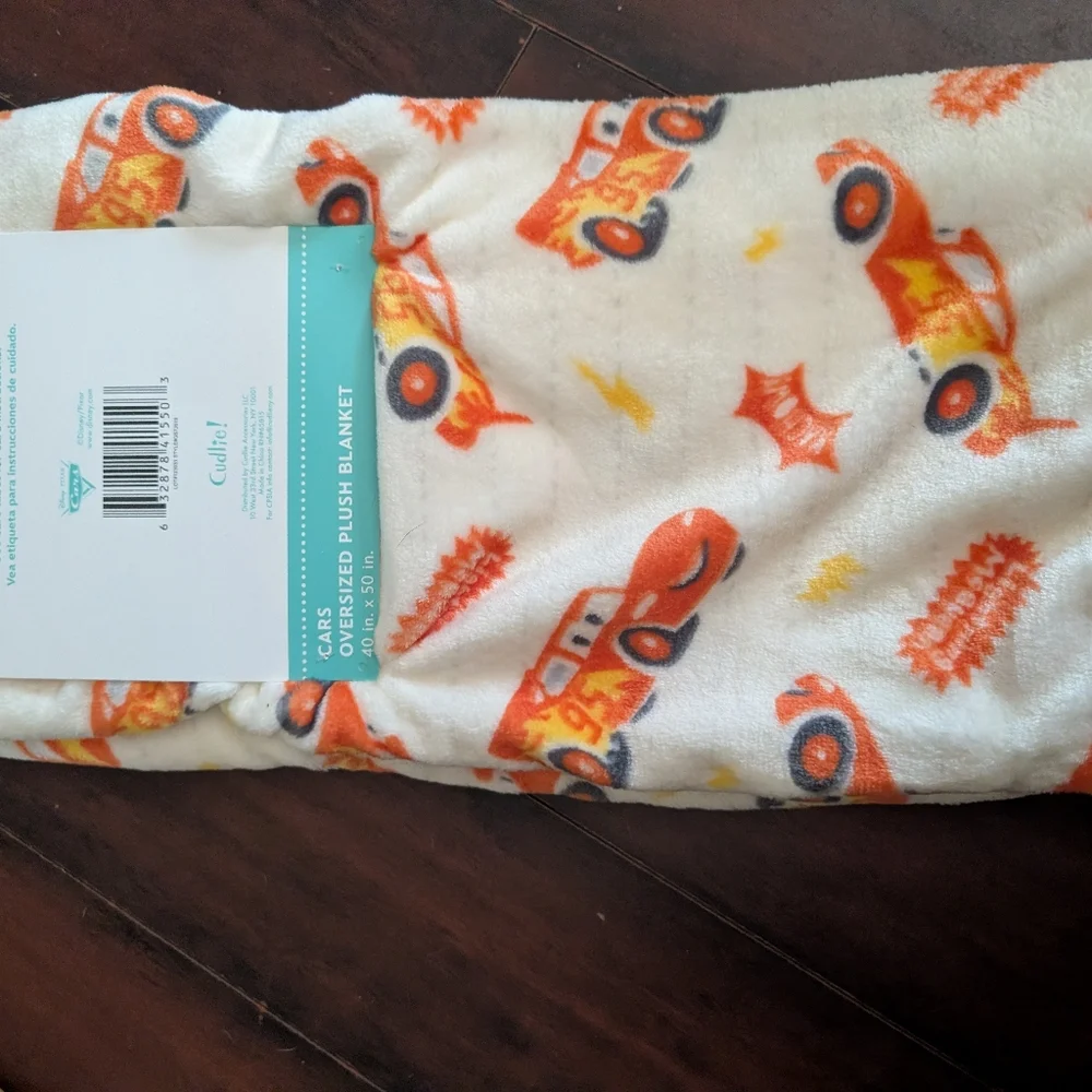 Disney Cars Plush Blanket with Orange Lightning McQueen Print